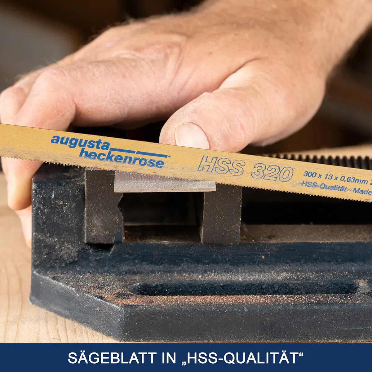 Augusta-Heckenrose Metallsäge-Bogen nach DIN 6437 300mm I Stabile Eisensäge mit HSS-Sägeblatt mit Feinstverzahnung I Schnelles Sägen in allen Metallen