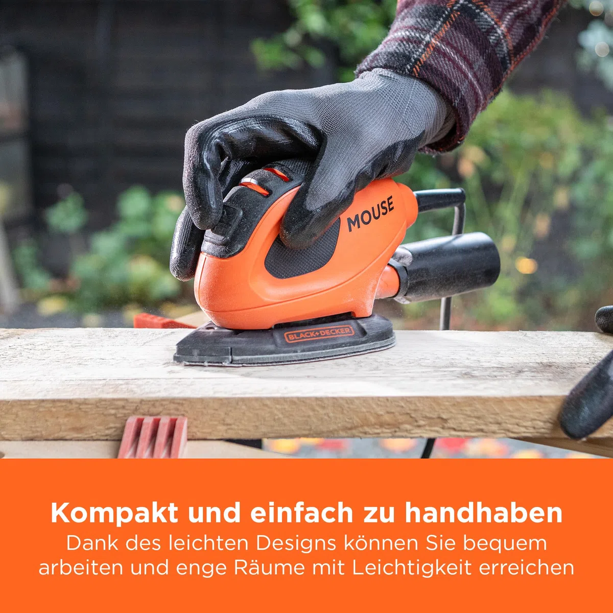 BLACK+DECKER Dreieckschleifer Mouse für staubfreies Schleifen (55 Watt Schleifmaschine, Schleifplatte 133 x 95 mm, Schleifen/Polieren, inkl. Schleifpapiere + Fingerschleifpapier) BEW230BCA