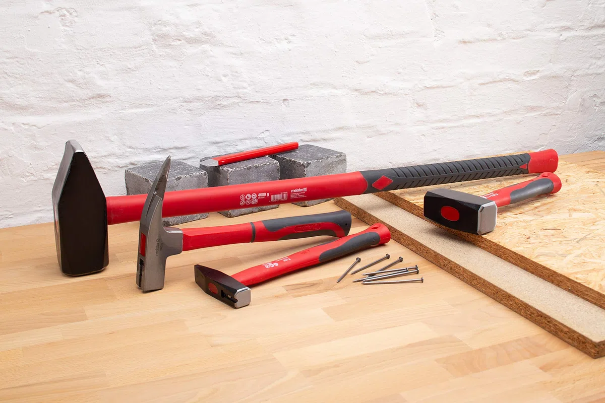 Meister Vorschlaghammer - 4 kg Kopfgewicht - Vibrationsarmer Fiberglas-Stiel - Gehärteter Stahlkopf - Für Abbruch- & Renovierungsarbeiten / Lehmann / Abbruchhammer / Mottek / 2193300