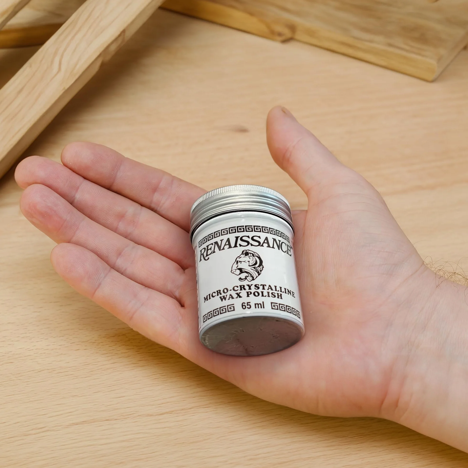 Renaissance Wax - Holzwachs und Politur - Klarwachs für Möbel, Eichenholz und Antik Restaurierung - Holzpflege und Restaurierung - 65ml
