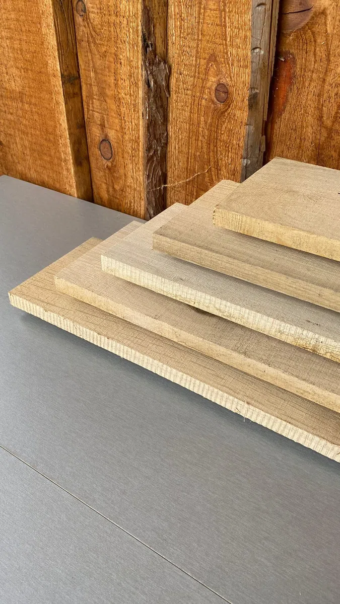 Eiche Brett 150 mm x 18 mm - 100 cm / 1,0 m Bohle Schalungsbrett Bauholz Längen von 20-300 cm (2 Stück)
